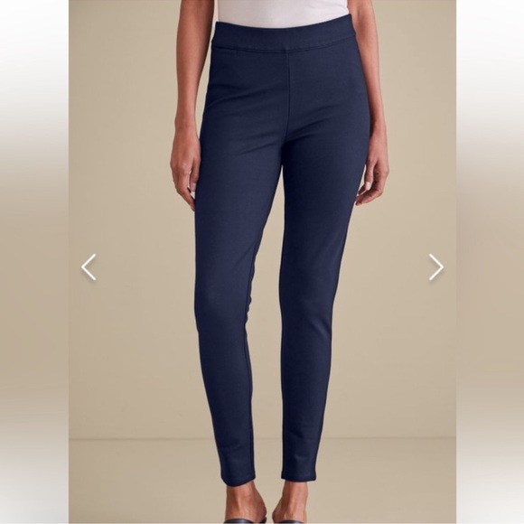 SOFT SURROUNDINGS Black Essential Ponte Knit Leggings Pants Pill On Waist Ankle - Picture 1 of 9